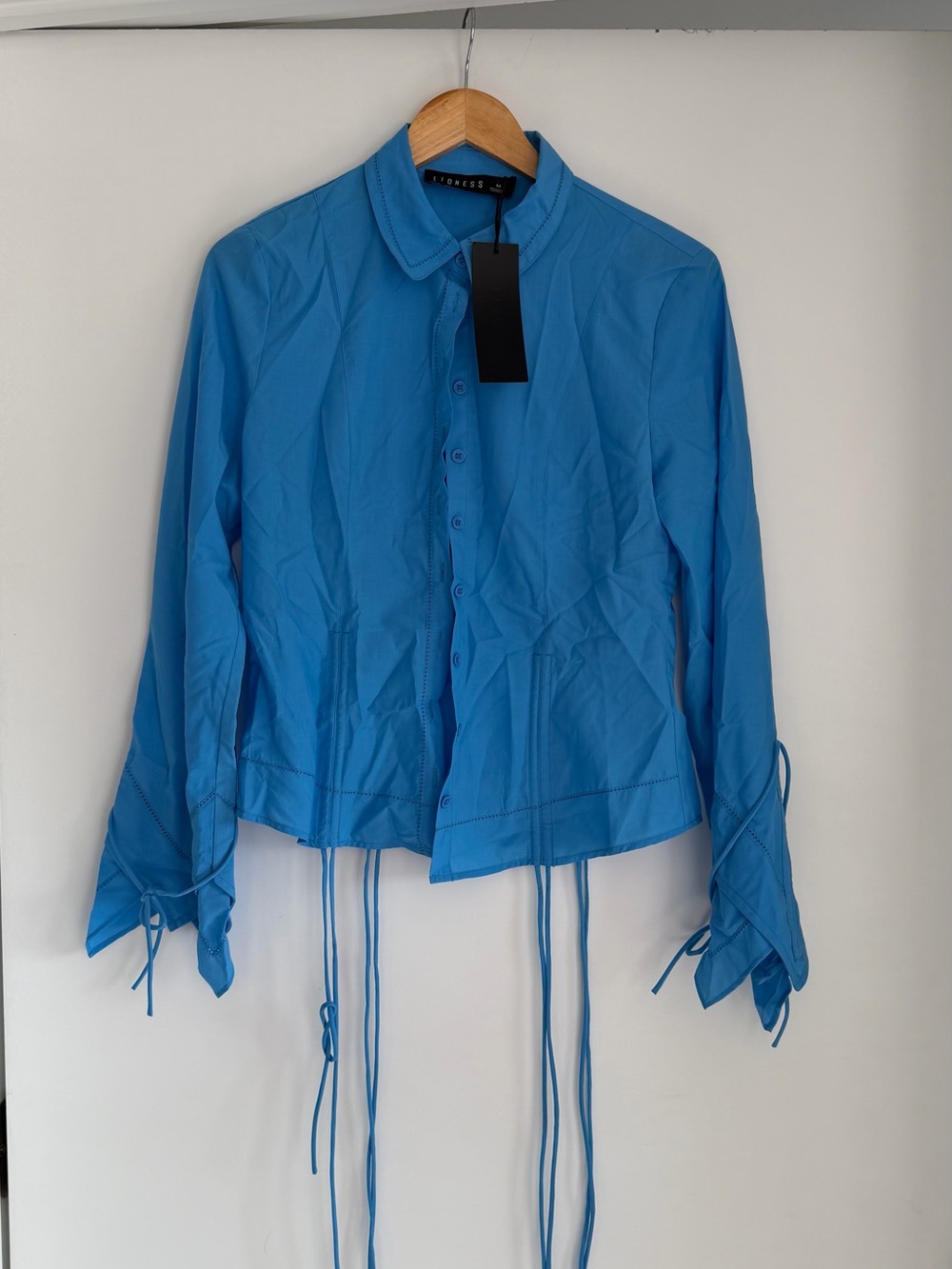 Lioness Blue Tie Cuff Corset Waist Button Down Shirt Size M NWT